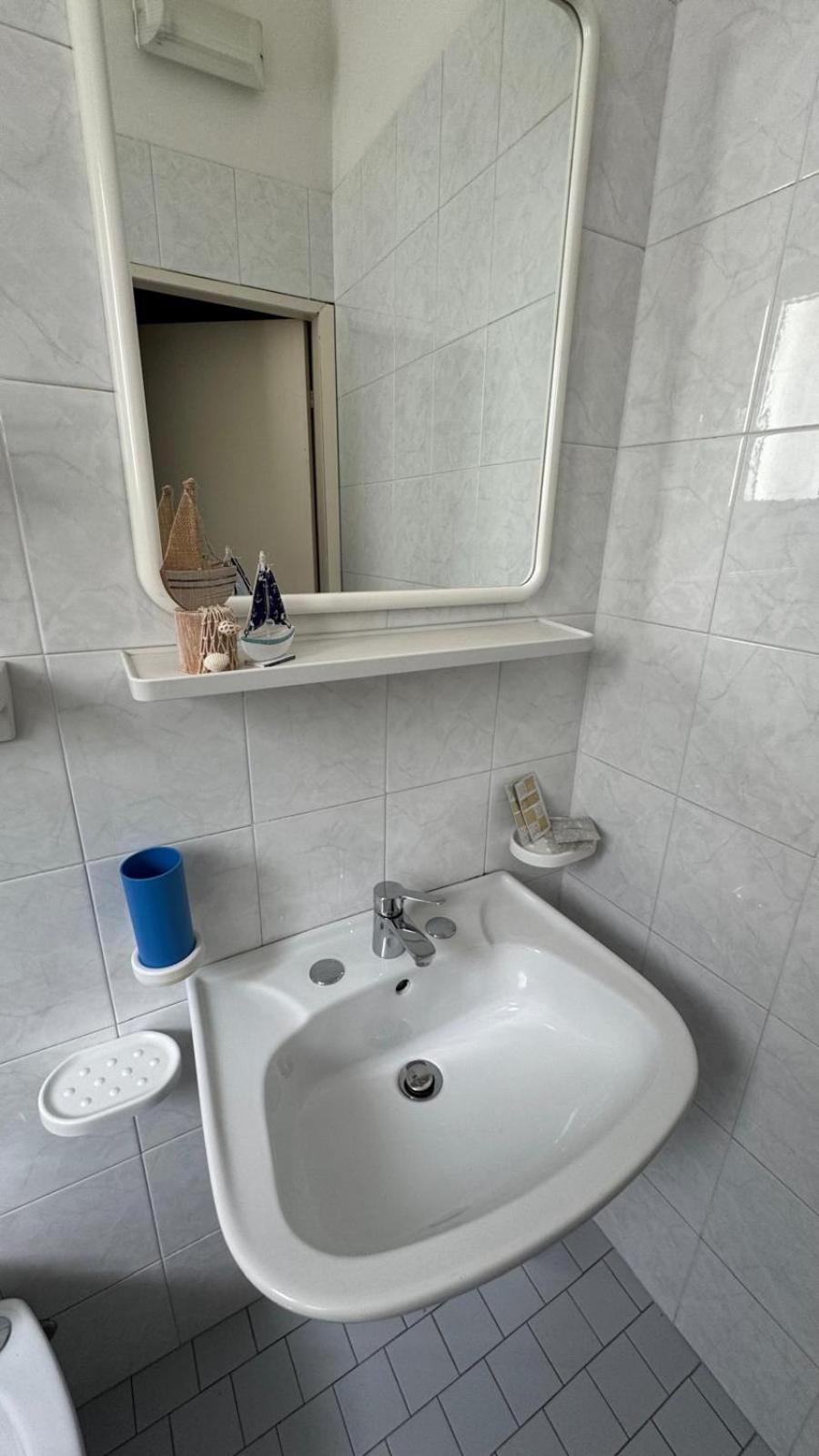 Hotel Oltremar B&B Cattolica Ngoại thất bức ảnh