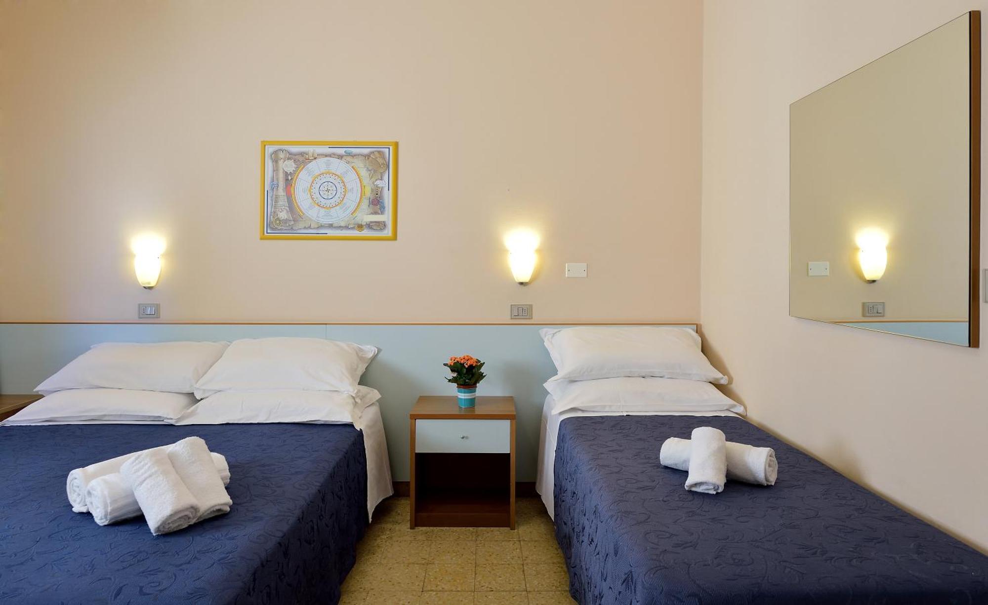 Hotel Oltremar B&B Cattolica Ngoại thất bức ảnh